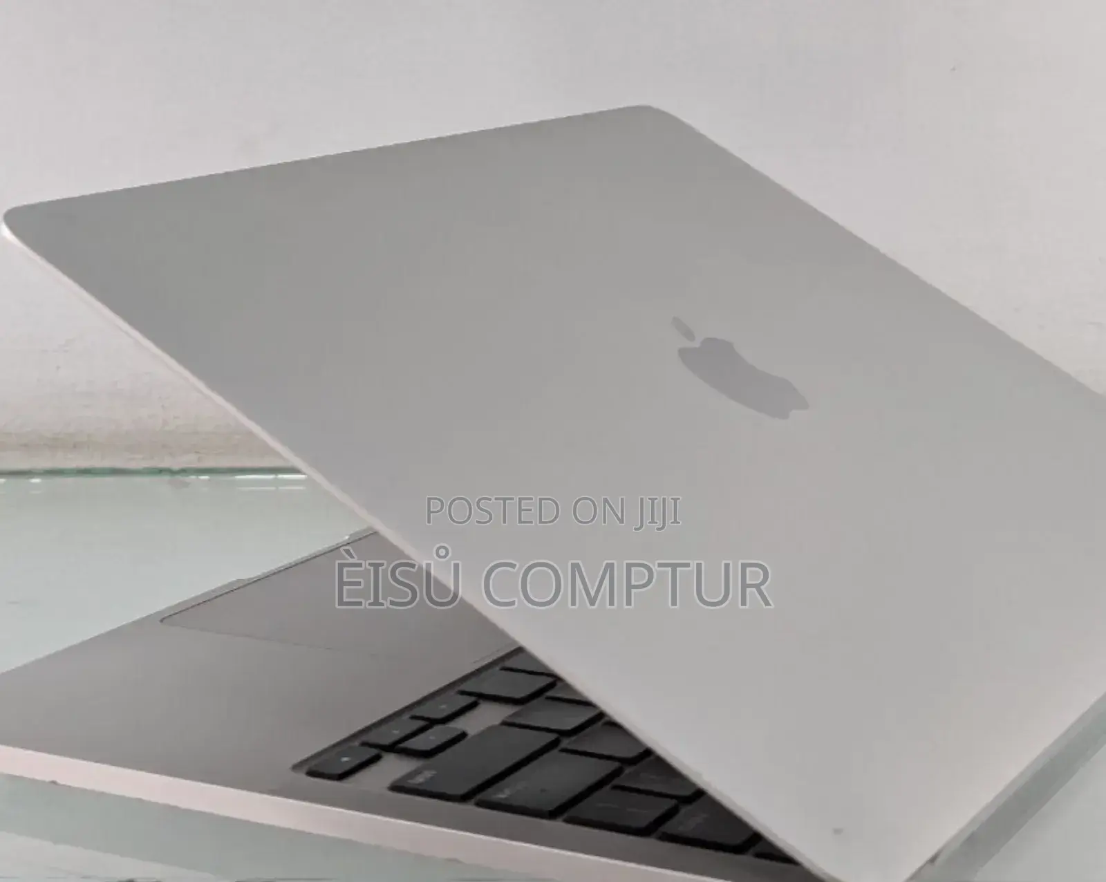 New Laptop Apple MacBook Pro M1 8GB Apple M1 Pro SSD 256GB