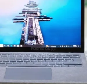 New Laptop Microsoft Surface 8GB Intel Core I5 SSD 512GB