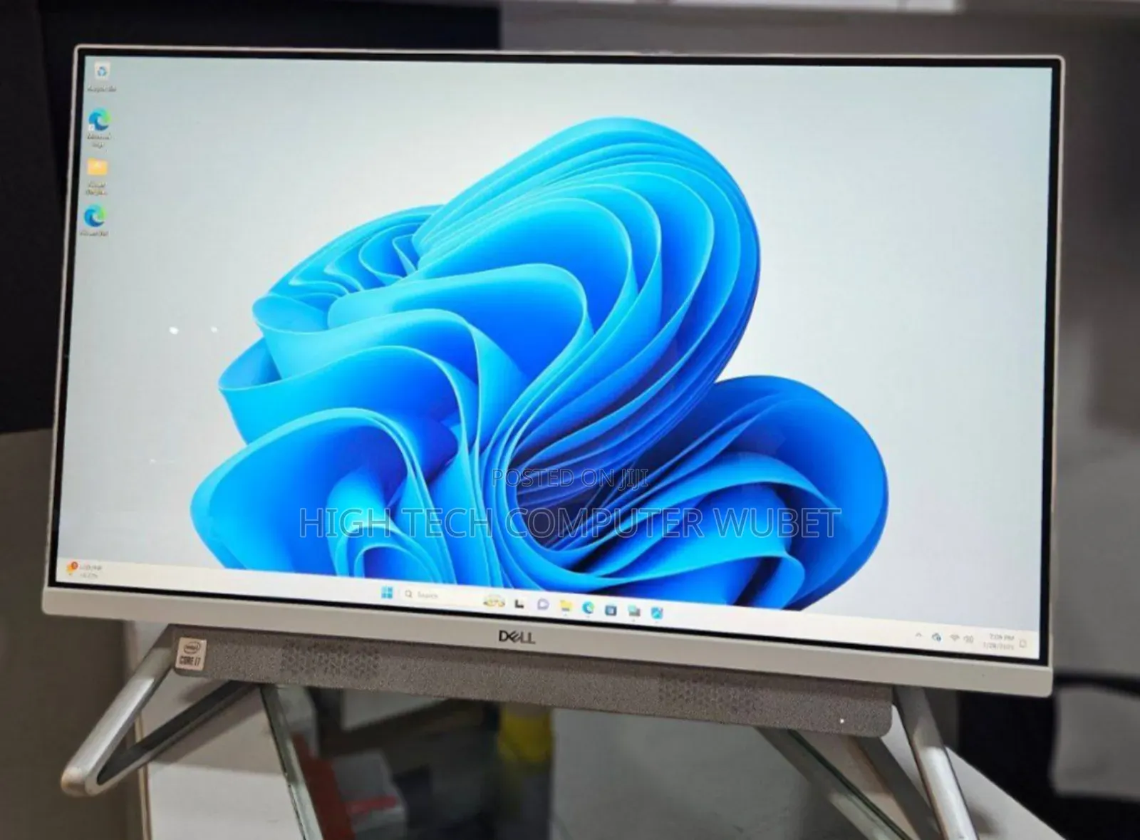 Dell Inspiron Aio (All-in-One)
27-Inch Inspiron 7790