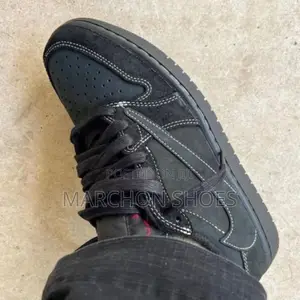 Nike Air Jordan 1 Retro Low Og Sp X Travis Scott “Black Phantom”