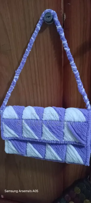 Photo - Hand Bag for Ladies