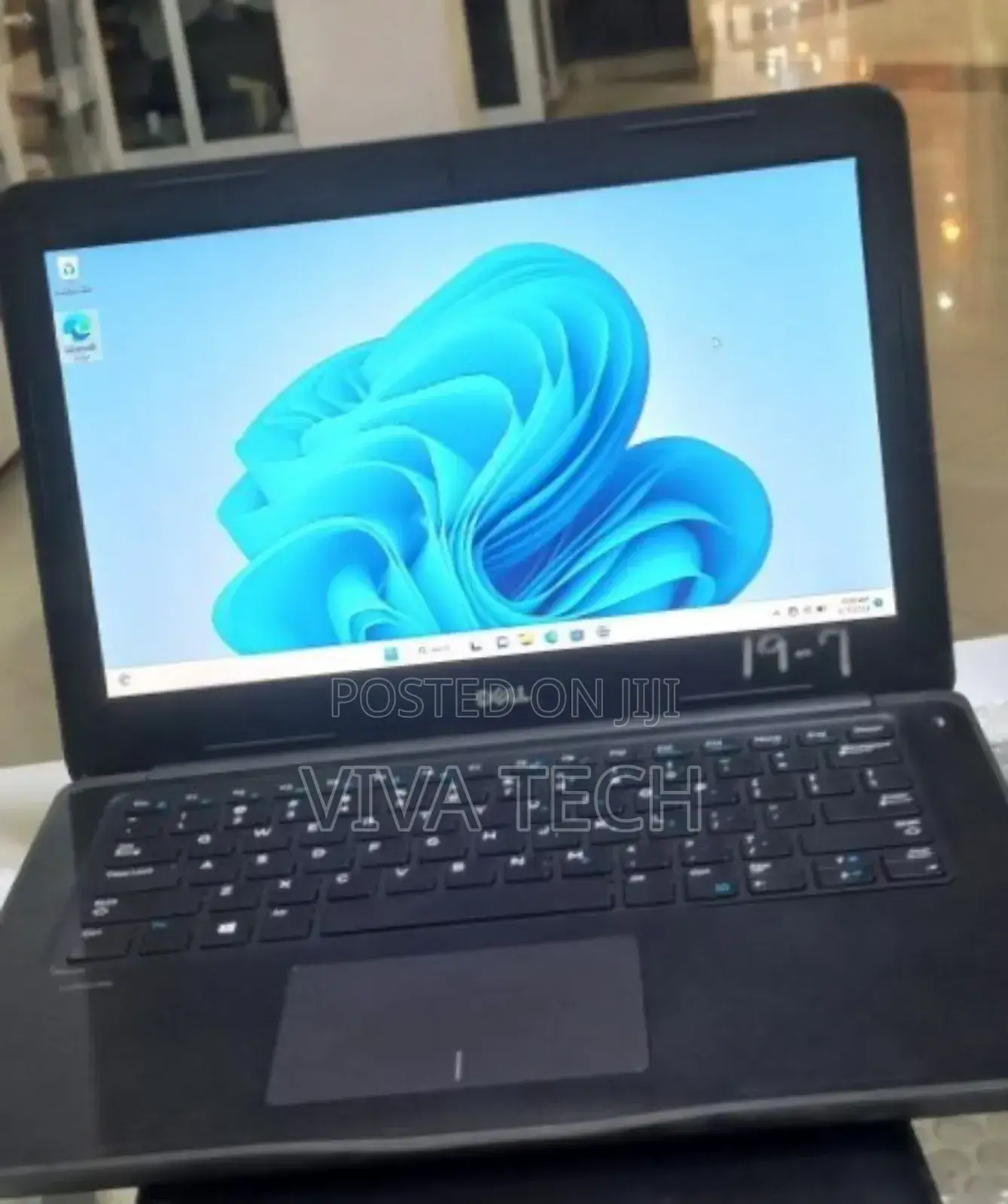 New Laptop Dell Latitude 3380 8GB Intel Core I5 SSD 256GB