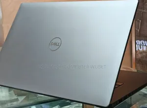 New Laptop Dell Precision 5540 16GB Intel Core I7 SSD 512GB
