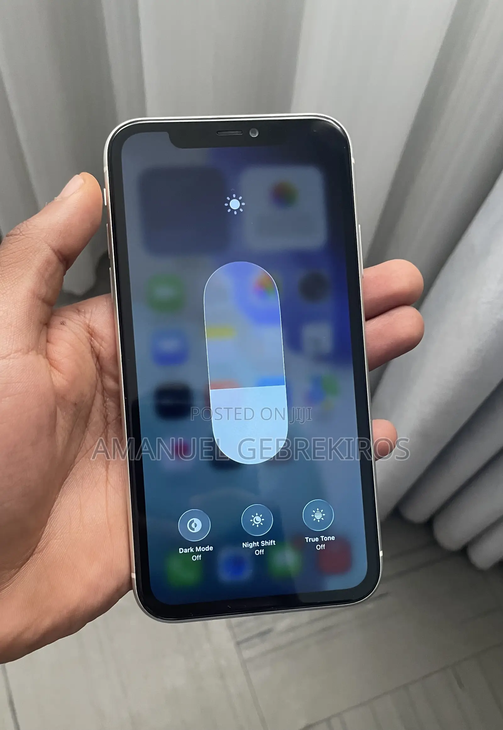 New Apple iPhone 11 128 GB White