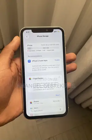 New Apple iPhone 11 128 GB White