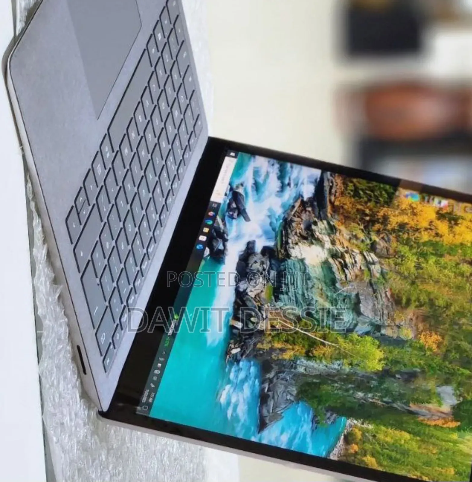 New Laptop Microsoft Surface 16GB Intel Core I7 SSD 512GB