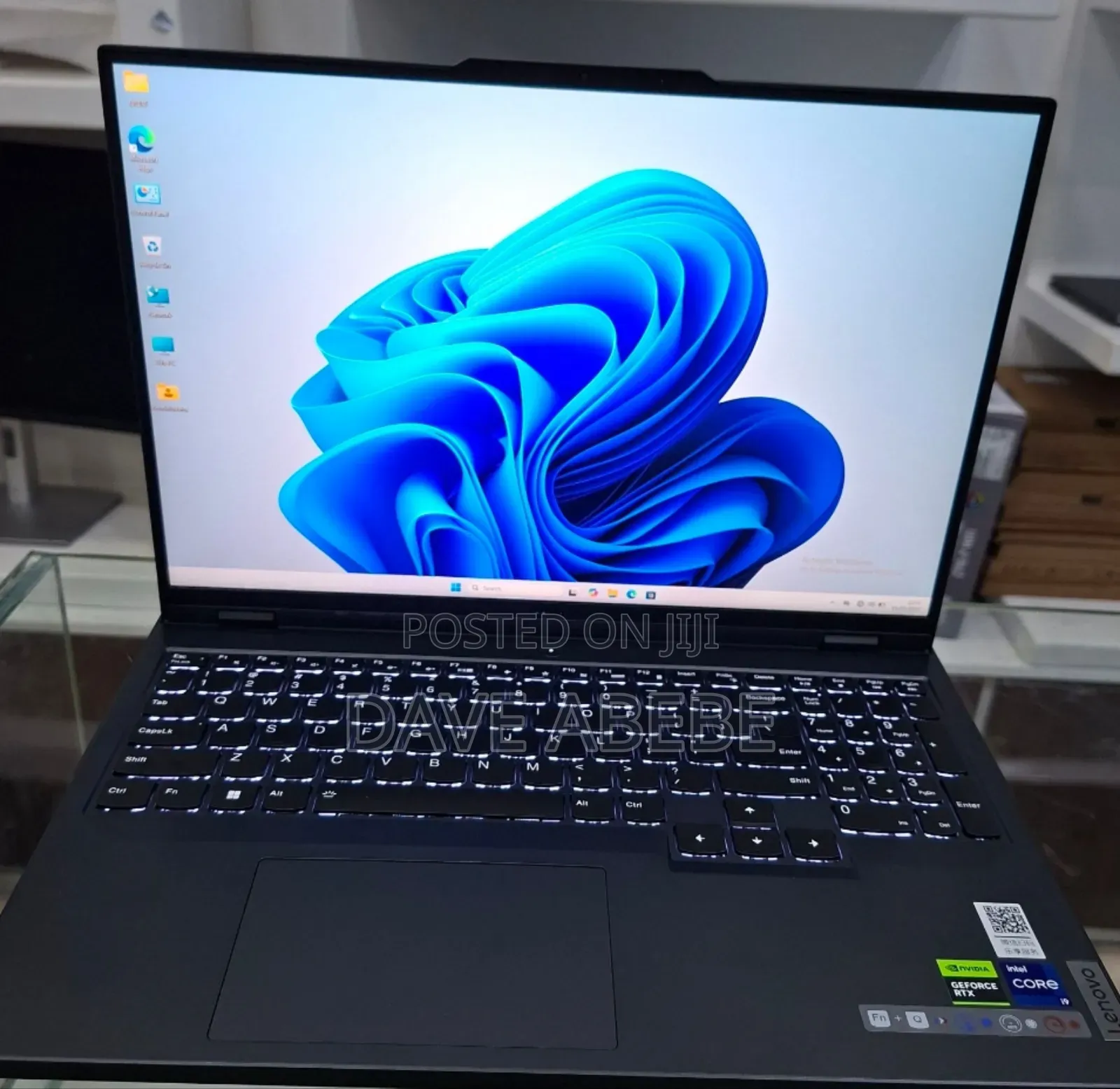 New Laptop Lenovo Legion 7 32GB Intel Core I9 SSD 1T