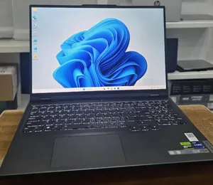 New Laptop Lenovo Legion Y740 32GB Intel Core I9 SSD 1T