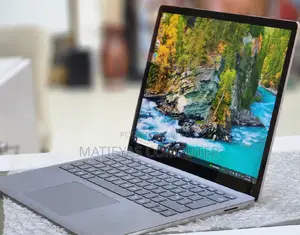 New Laptop Microsoft Surface 16GB Intel Core I7 SSD 512GB
