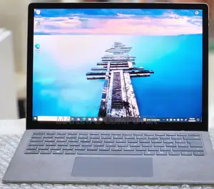 New Laptop Microsoft Surface 8GB Intel Core I5 SSD 512GB