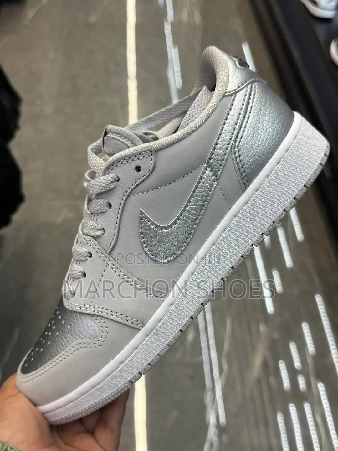 Air Jordan 1 Low Og “Metallic Silver”
