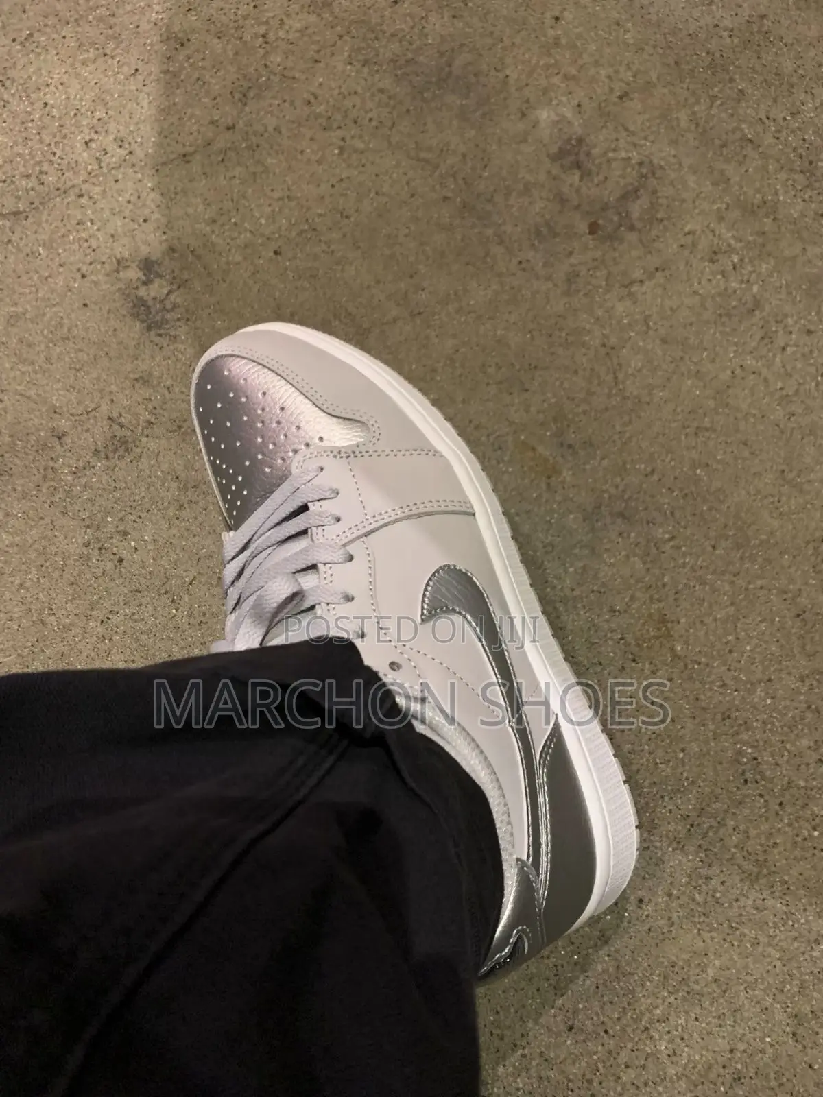 Air Jordan 1 Low Og “Metallic Silver”