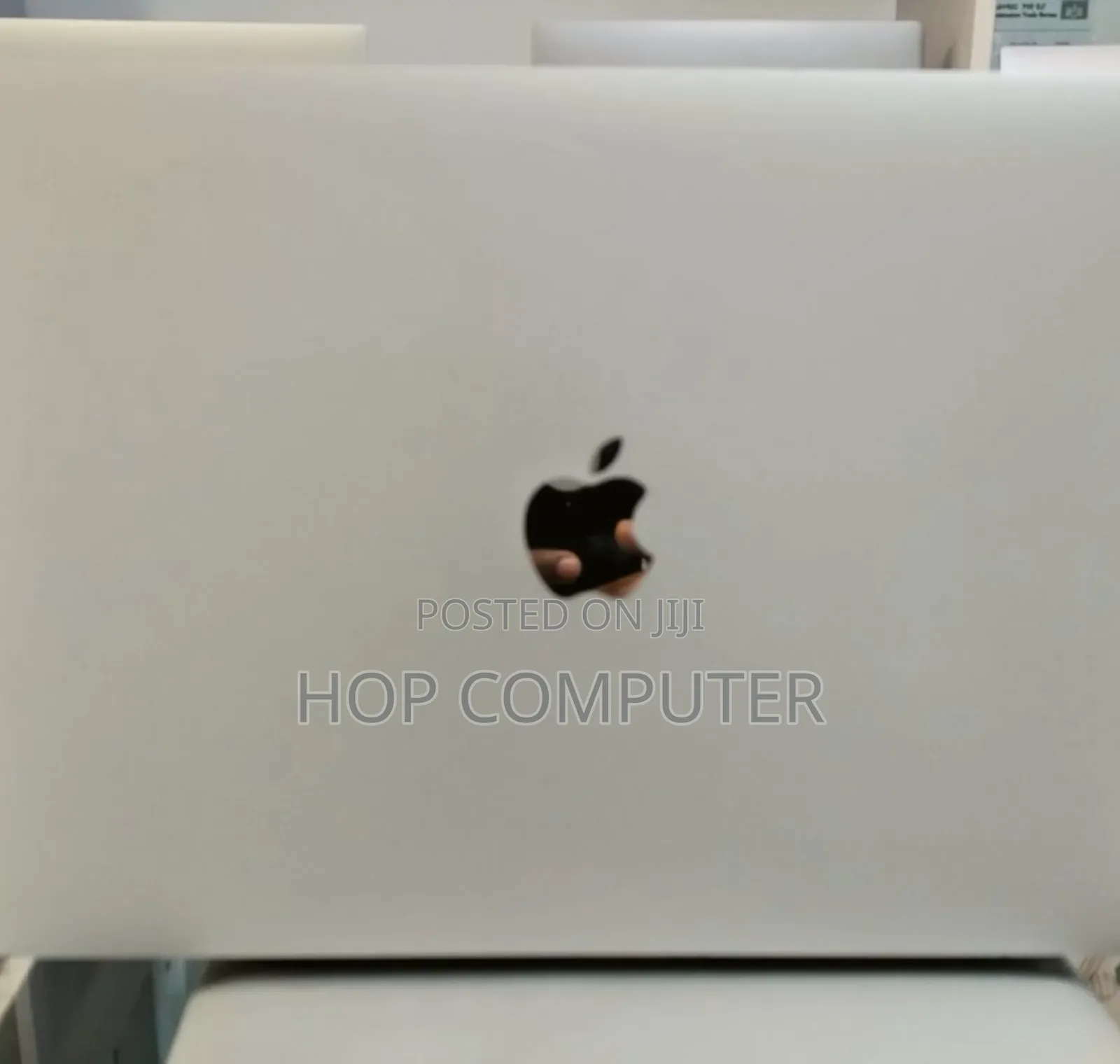 New Laptop Apple MacBook Pro 2020 M1 16GB Apple M1 SSD 512GB