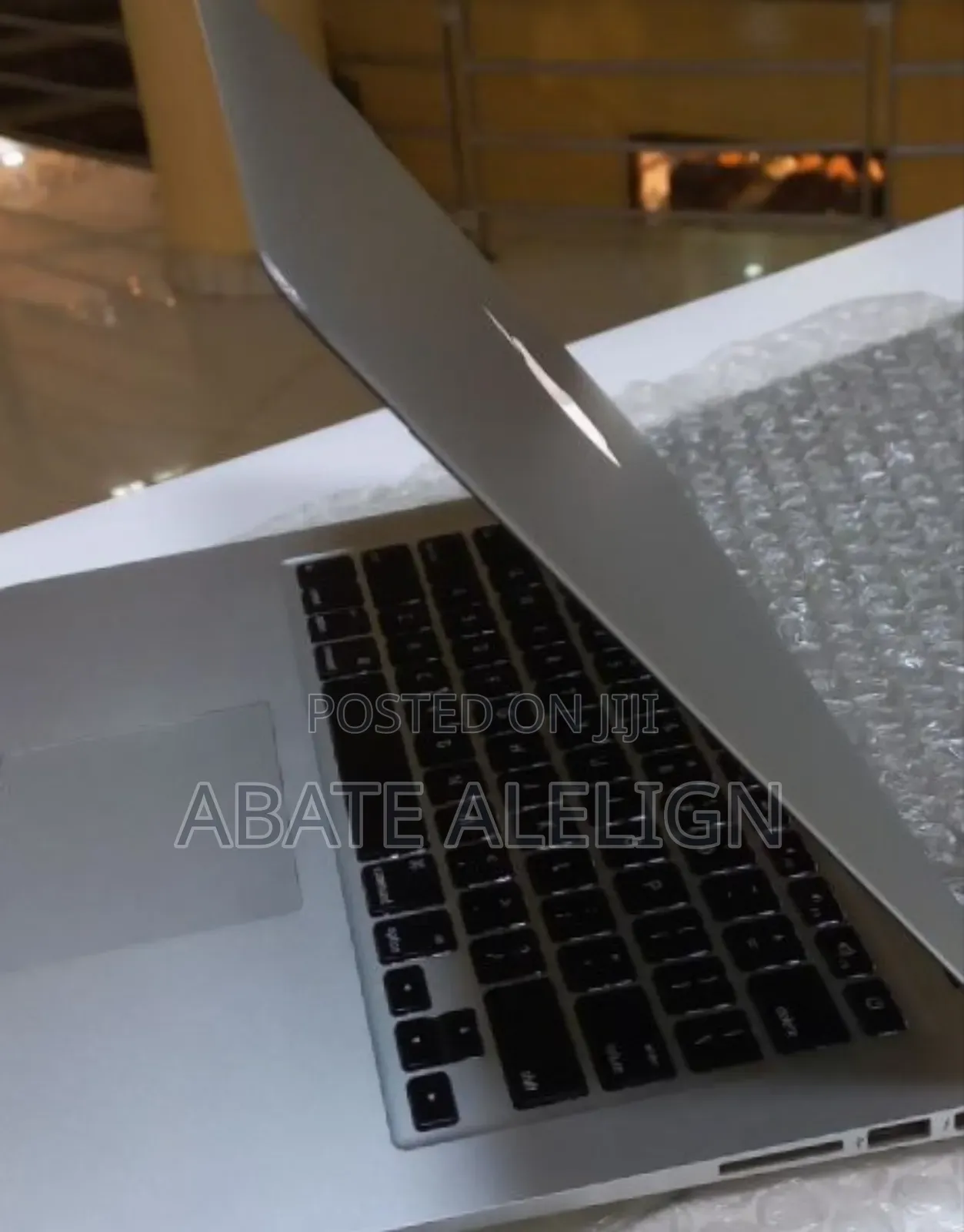 New Laptop Apple MacBook Air 2014 8GB Intel Core I5 SSD 256GB