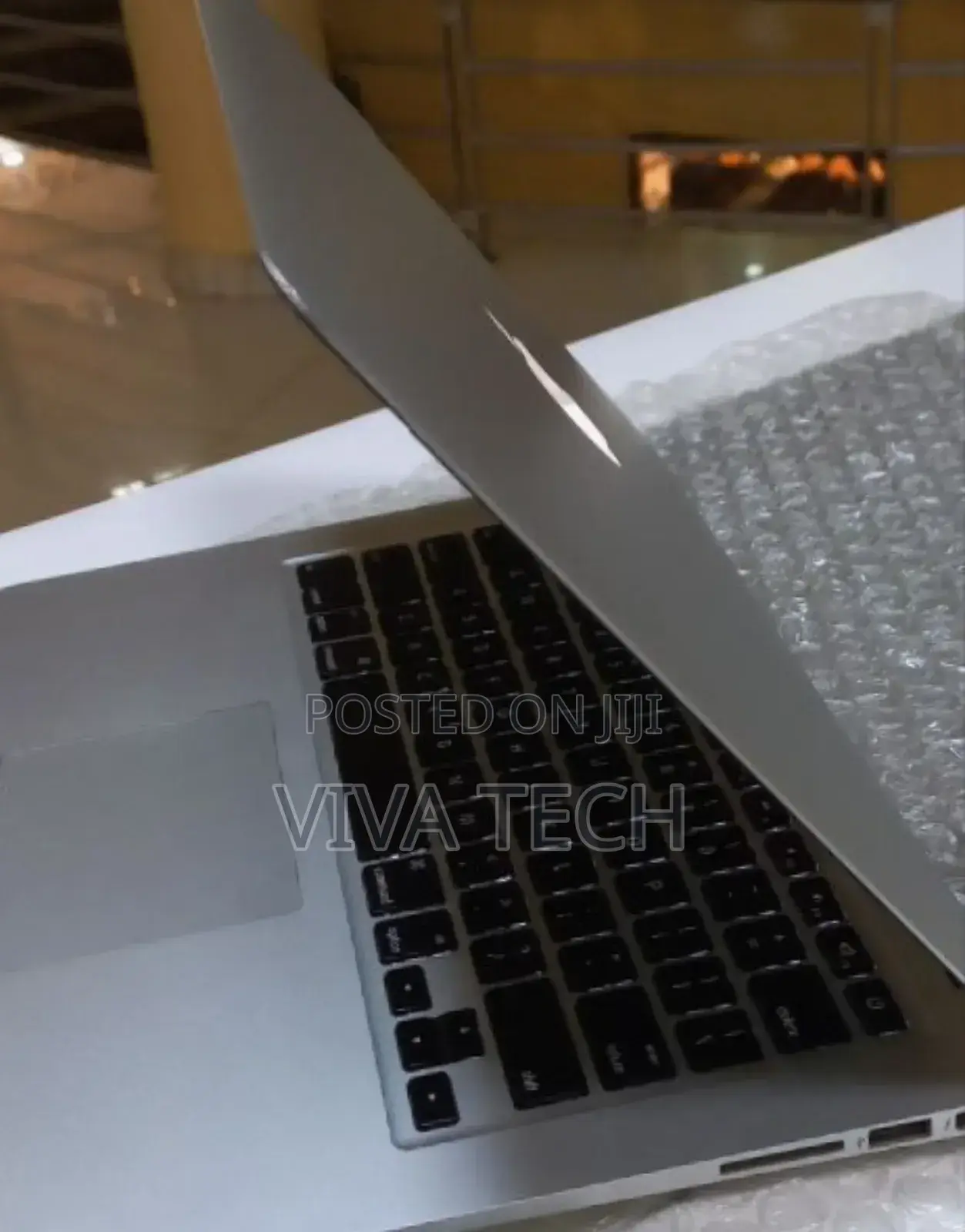 New Laptop Apple MacBook Air 2014 8GB Intel Core I5 SSD 256GB