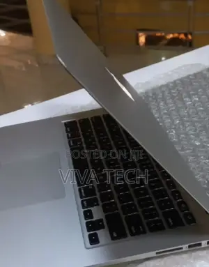 New Laptop Apple MacBook Air 2014 8GB Intel Core I5 SSD 256GB