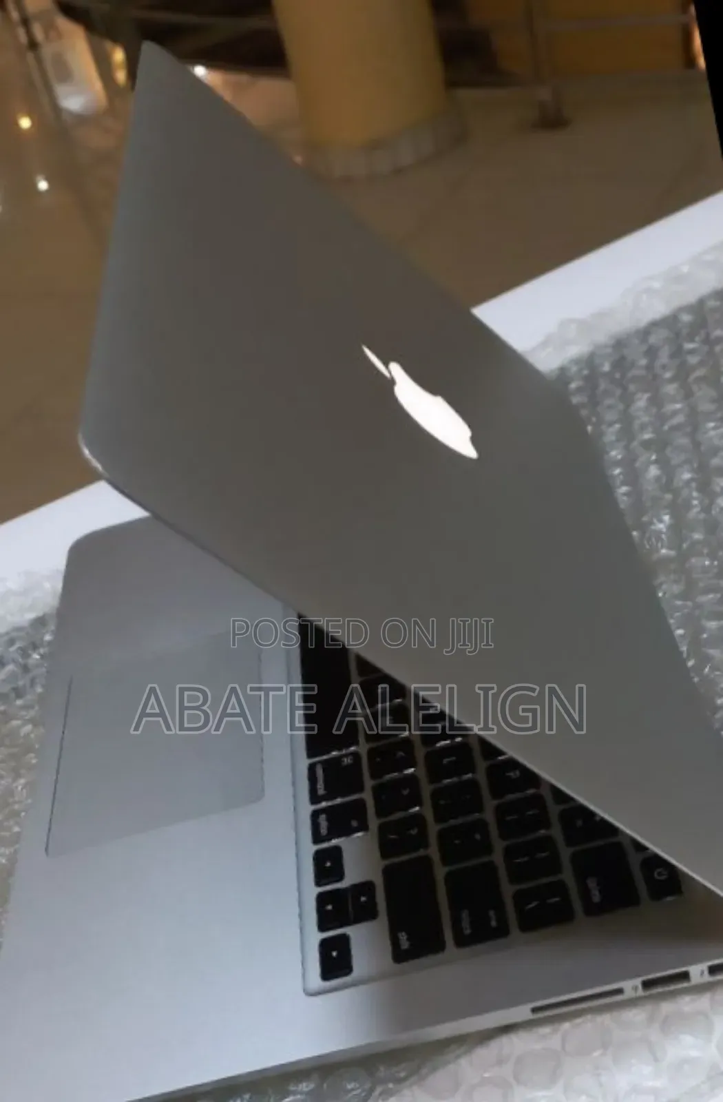 New Laptop Apple MacBook Air 2014 8GB Intel Core I5 SSD 256GB