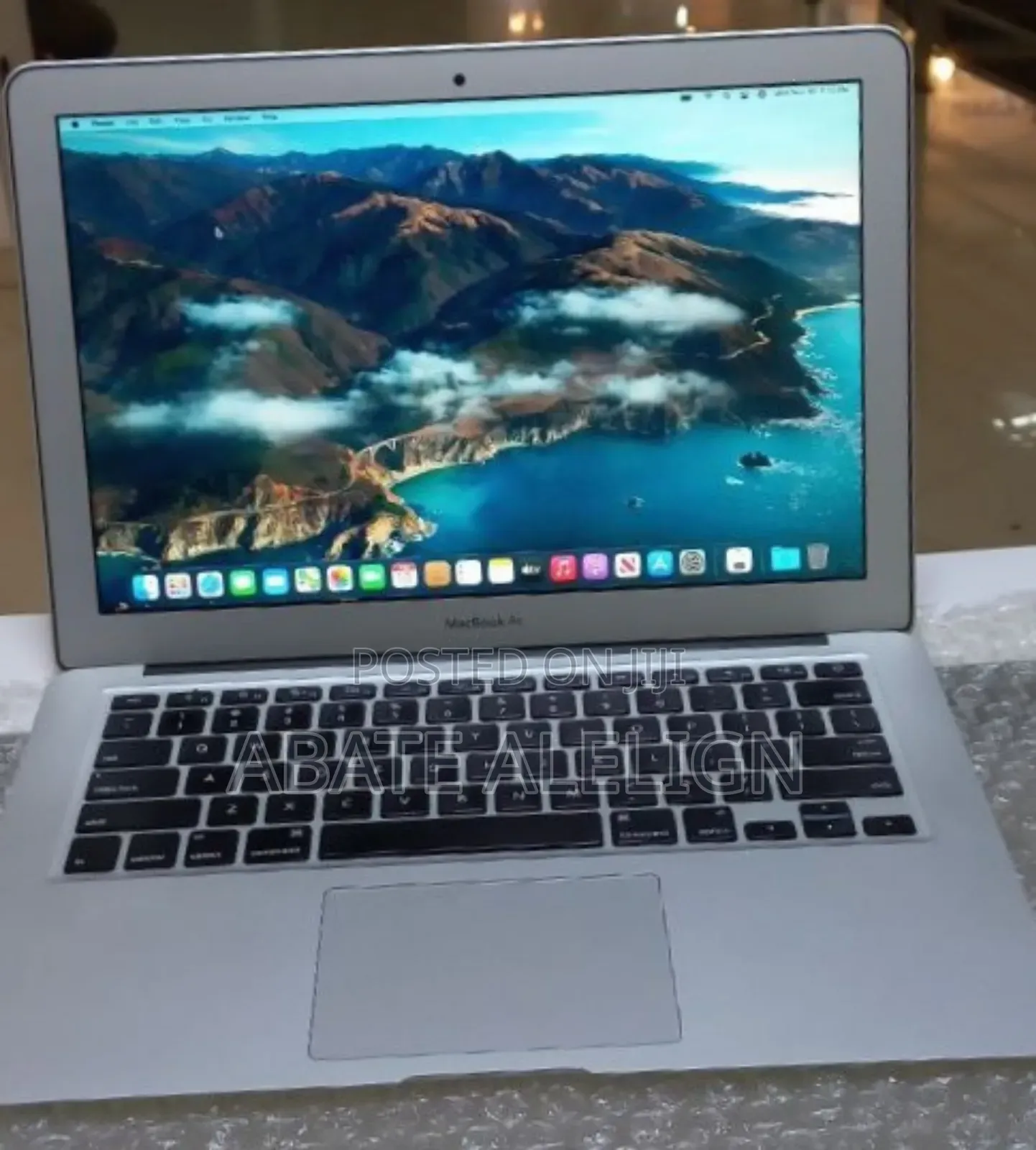 New Laptop Apple MacBook Air 2014 8GB Intel Core I5 SSD 256GB