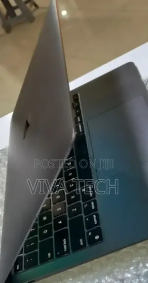 New Laptop Apple MacBook Air 2020 M1 8GB Intel Core I5 SSD 256GB