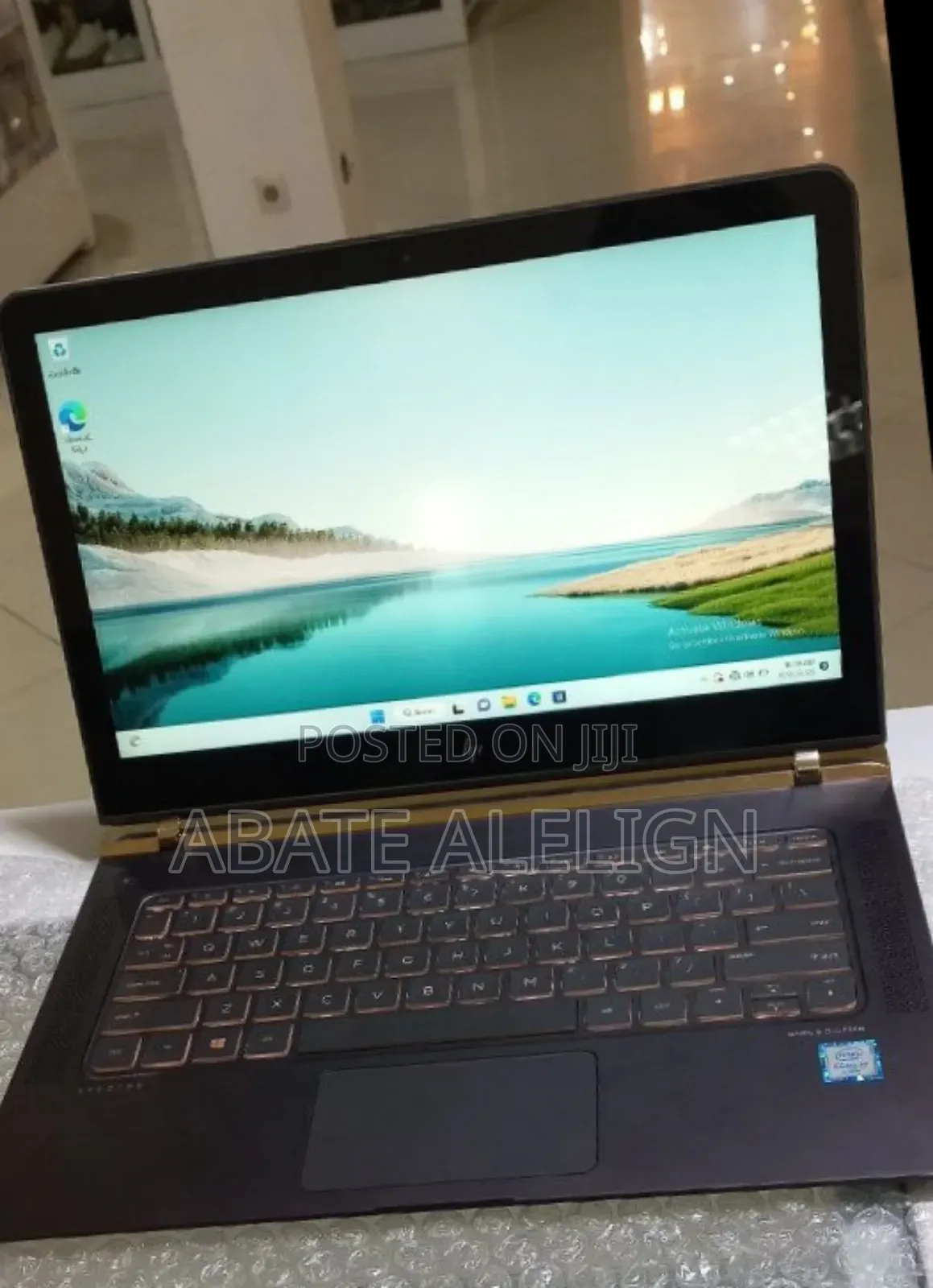 New Laptop HP Spectre 14 8GB Intel Core I7 SSD 256GB