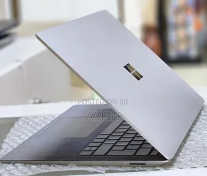 New Laptop Microsoft Surface Laptop 8GB Intel Core I5 SSD 512GB