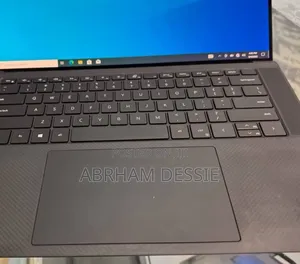 New Laptop Dell 16GB Intel Core I7 SSD 512GB