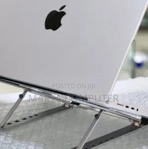 New Laptop Apple MacBook Pro M1 16GB Intel Core I9 SSD 512GB