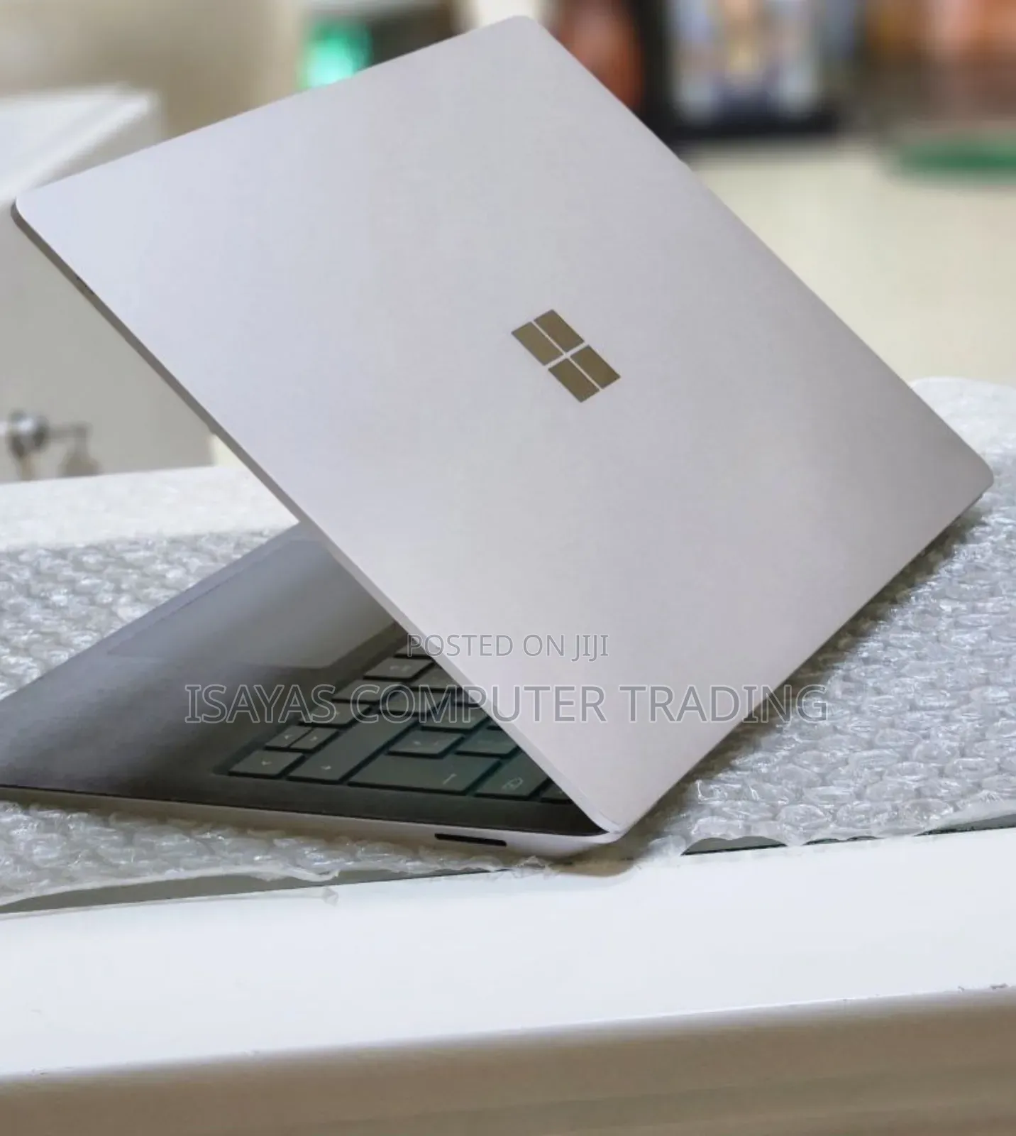 New Laptop Microsoft Surface Book 3 16GB Intel Core i7 SSD 512GB