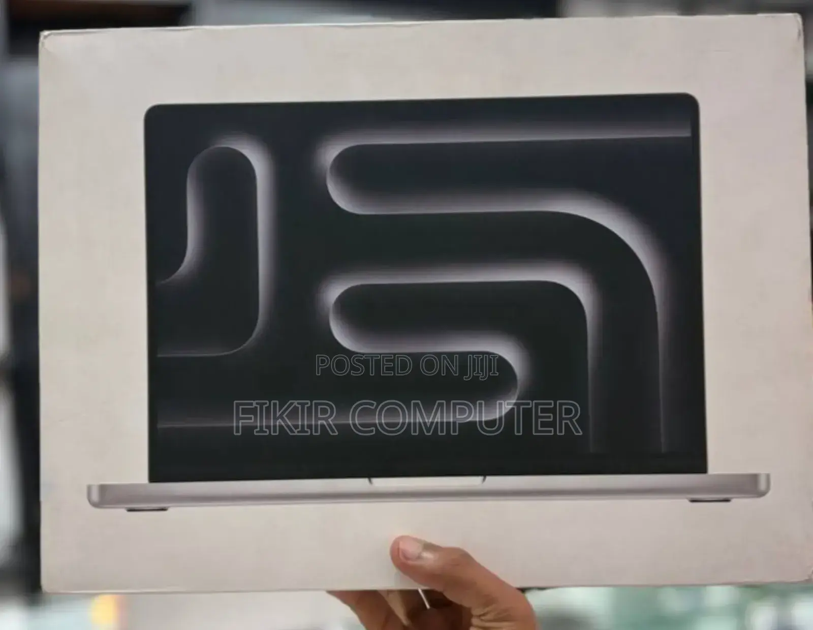 New Laptop Apple MacBook Pro 2023 M3 14-Inch 8GB Apple M3 Pro SSD 512GB