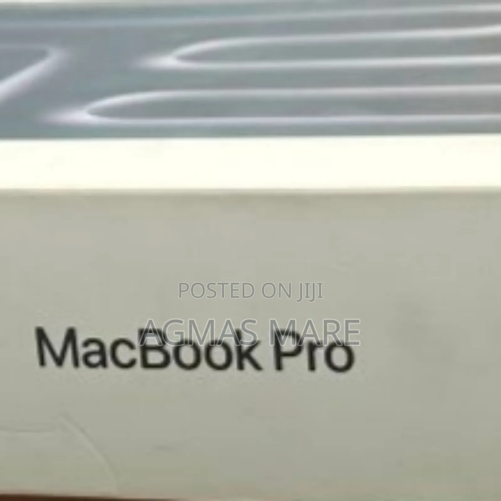 New Apple Macbook Pro 2025 M5 14-Inch 16GB Apple M4 Max SSD 512GB