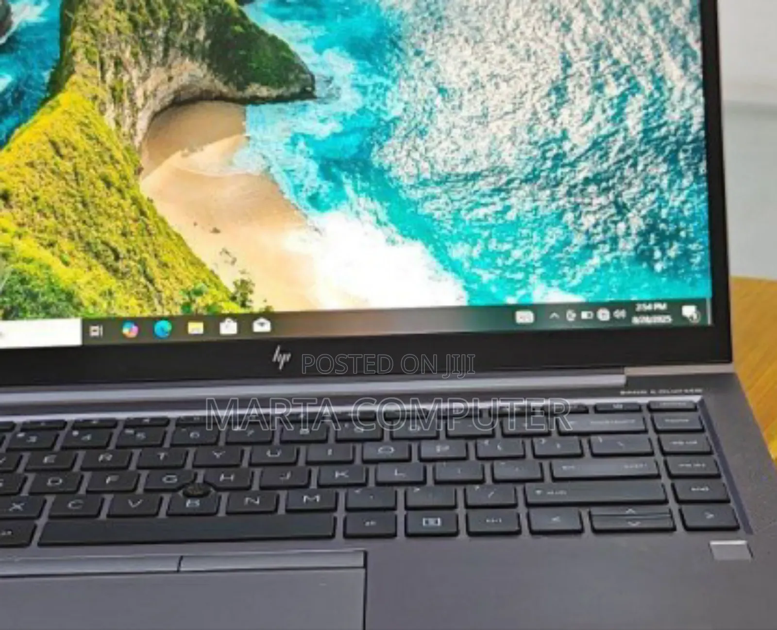 New Laptop HP ZBook Firefly 14 G7 16GB Intel Core I7 SSD 512GB