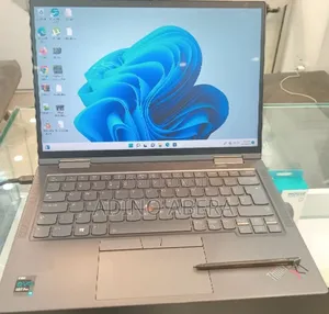 Photo - New Laptop Lenovo Thinkpad X1 Yoga 32GB Intel Core I7 SSD 512GB