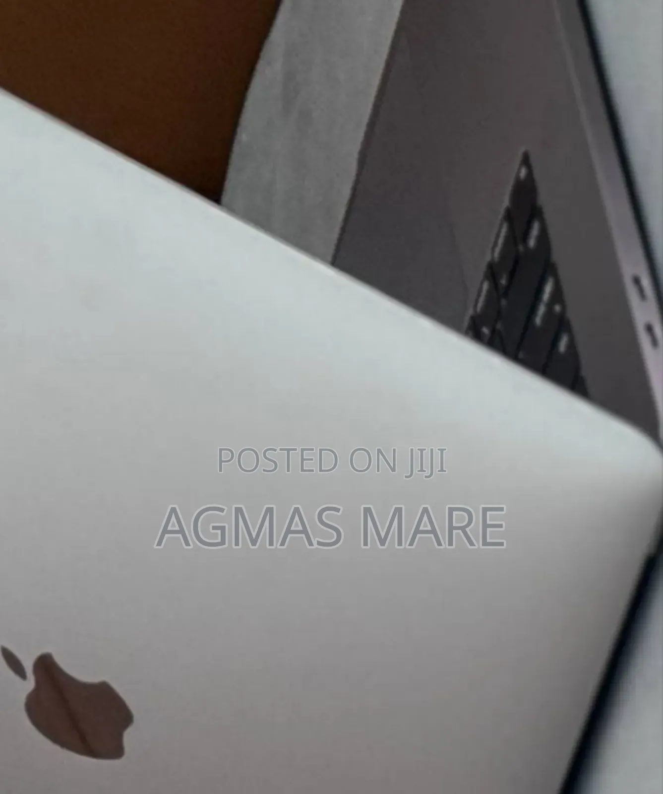 New Laptop Apple MacBook Pro 2019 16GB Intel Core I9 SSD 512GB