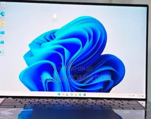 Photo - New Laptop Dell XPS 15 16GB Intel Core I9 SSD 1T