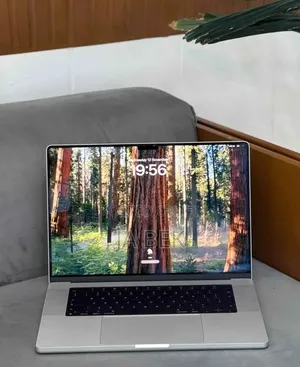 New Apple MacBook Pro 2024 M4 14-Inch 24GB Apple M4 Pro SSD 512GB