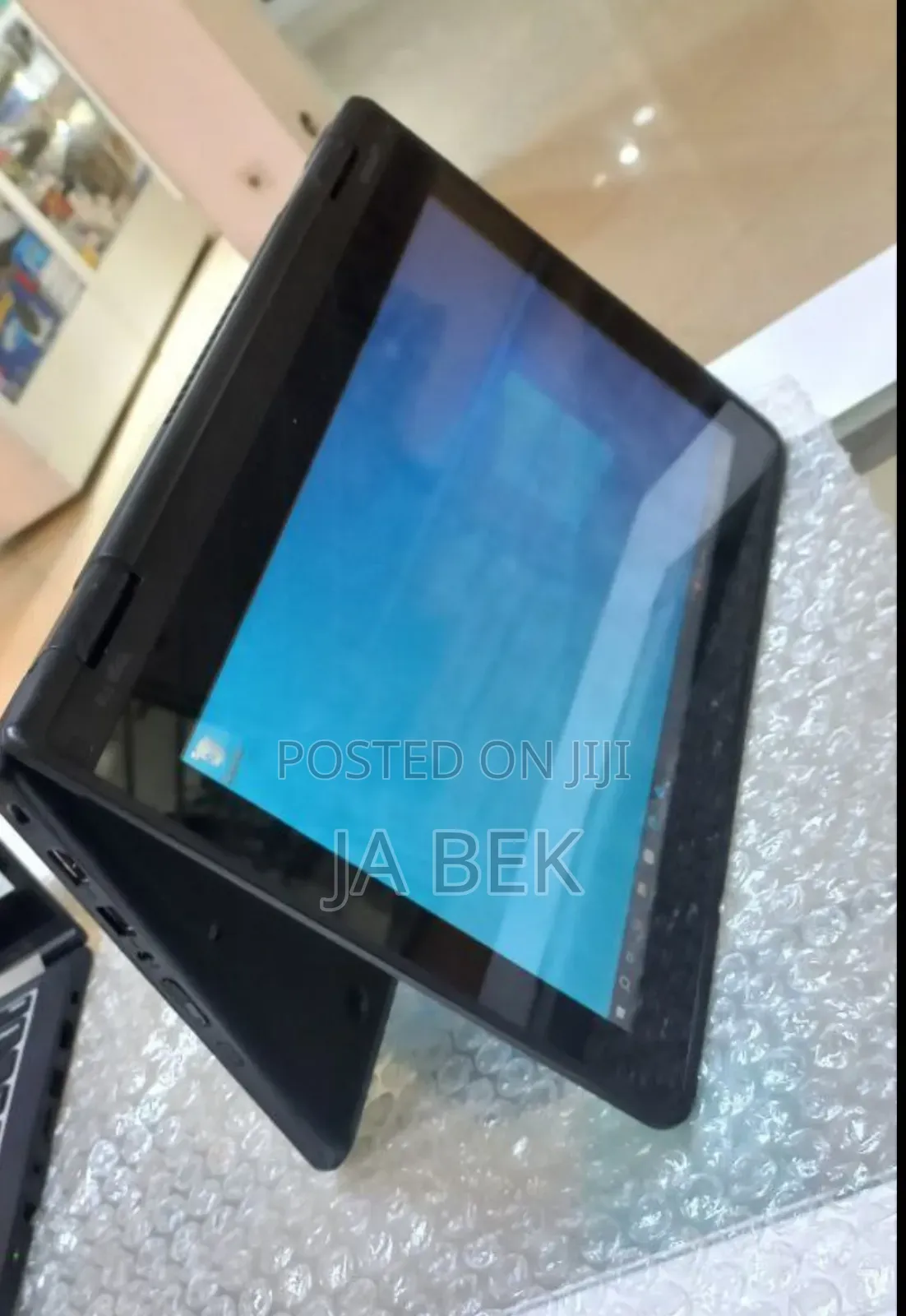 New Laptop Lenovo Yoga 11e 4GB Intel Celeron SSD 128GB