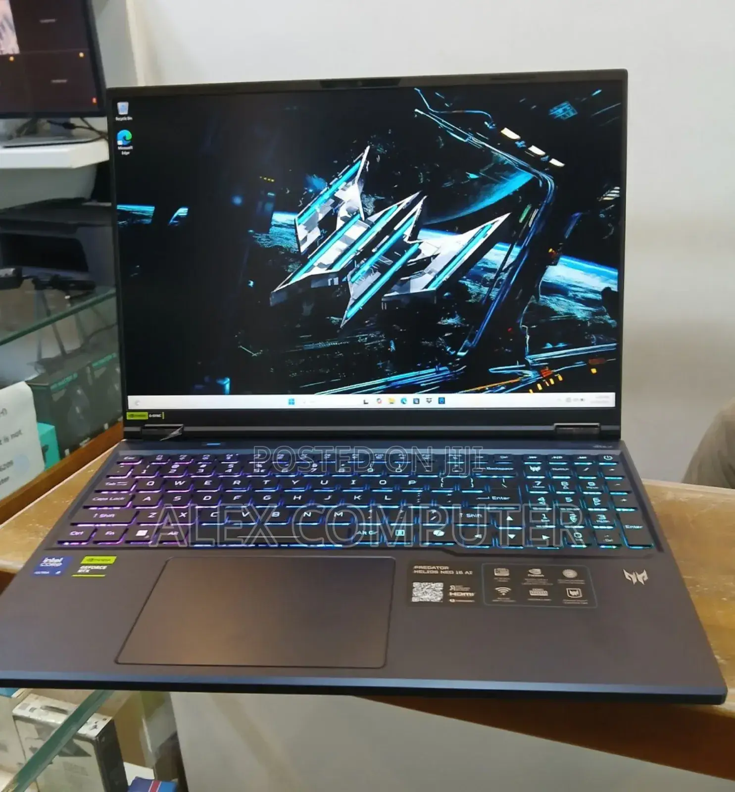 New Laptop Acer 32GB Intel Core Ultra 9 SSD 1T