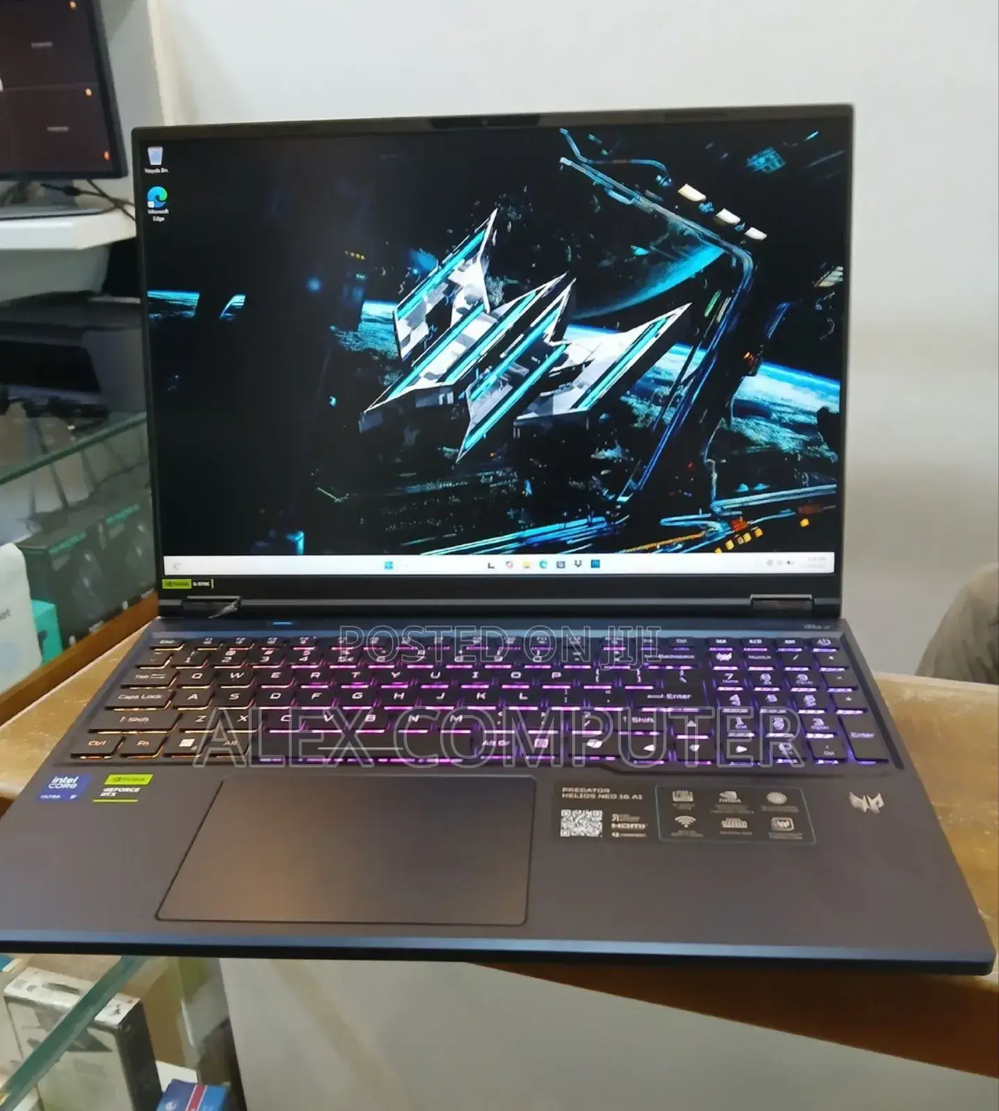 New Laptop Acer 32GB Intel Core Ultra 9 SSD 1T