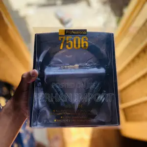 Sony MDR-7506 Professional Large Diaphragm Headphones