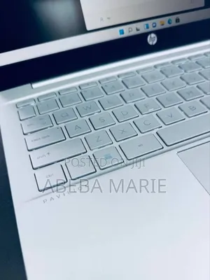 New Laptop HP Pavilion 14 16GB Intel Core I7 SSD 512GB
