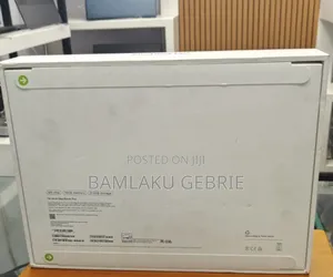 Photo - New Apple Macbook Pro 2025 M5 14-Inch 16GB Apple M4 Pro SSD 512GB