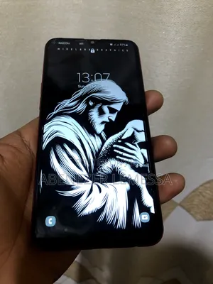 Photo - Samsung Galaxy A10s 32 GB Red