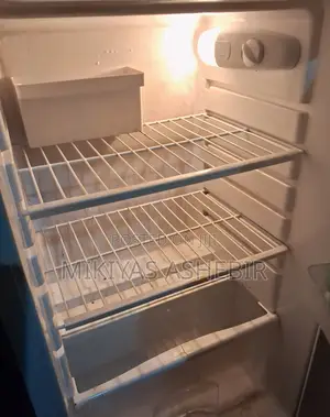 Westpoint 165l Double Door Refrigerator