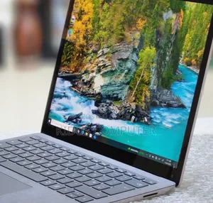 New Laptop Microsoft Surface 16GB Intel Core I7 SSD 512GB
