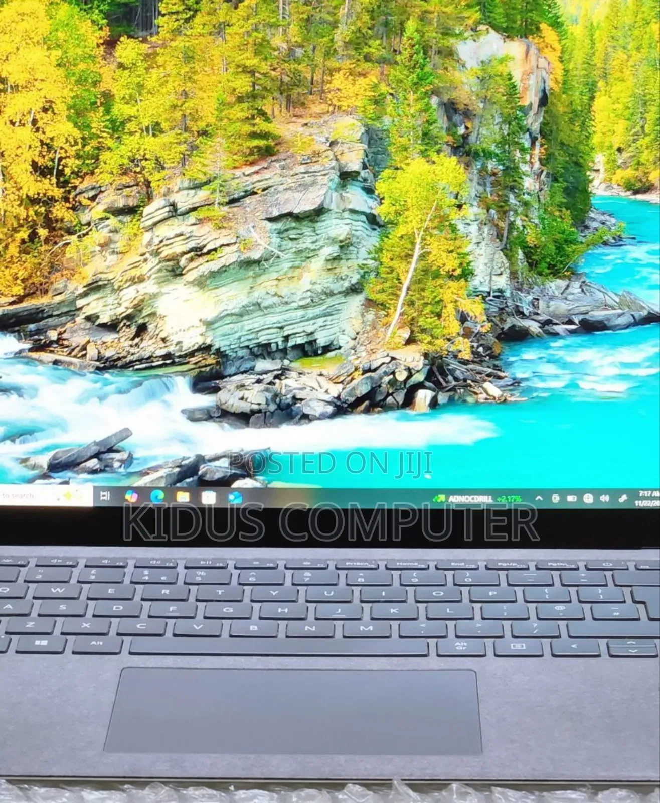New Laptop Microsoft Surface 16GB Intel Core I7 SSD 512GB