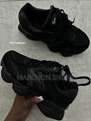 New Balance 530 – Full Black