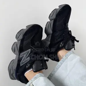 New Balance 530 – Full Black