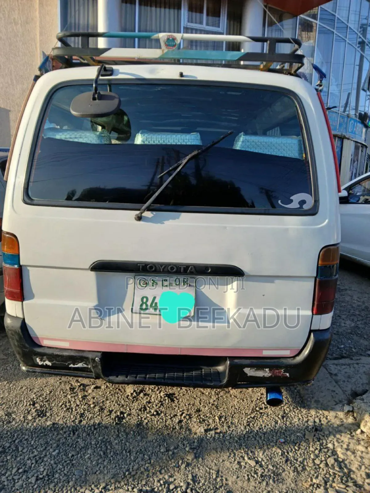 Toyota HiAce 1998 White