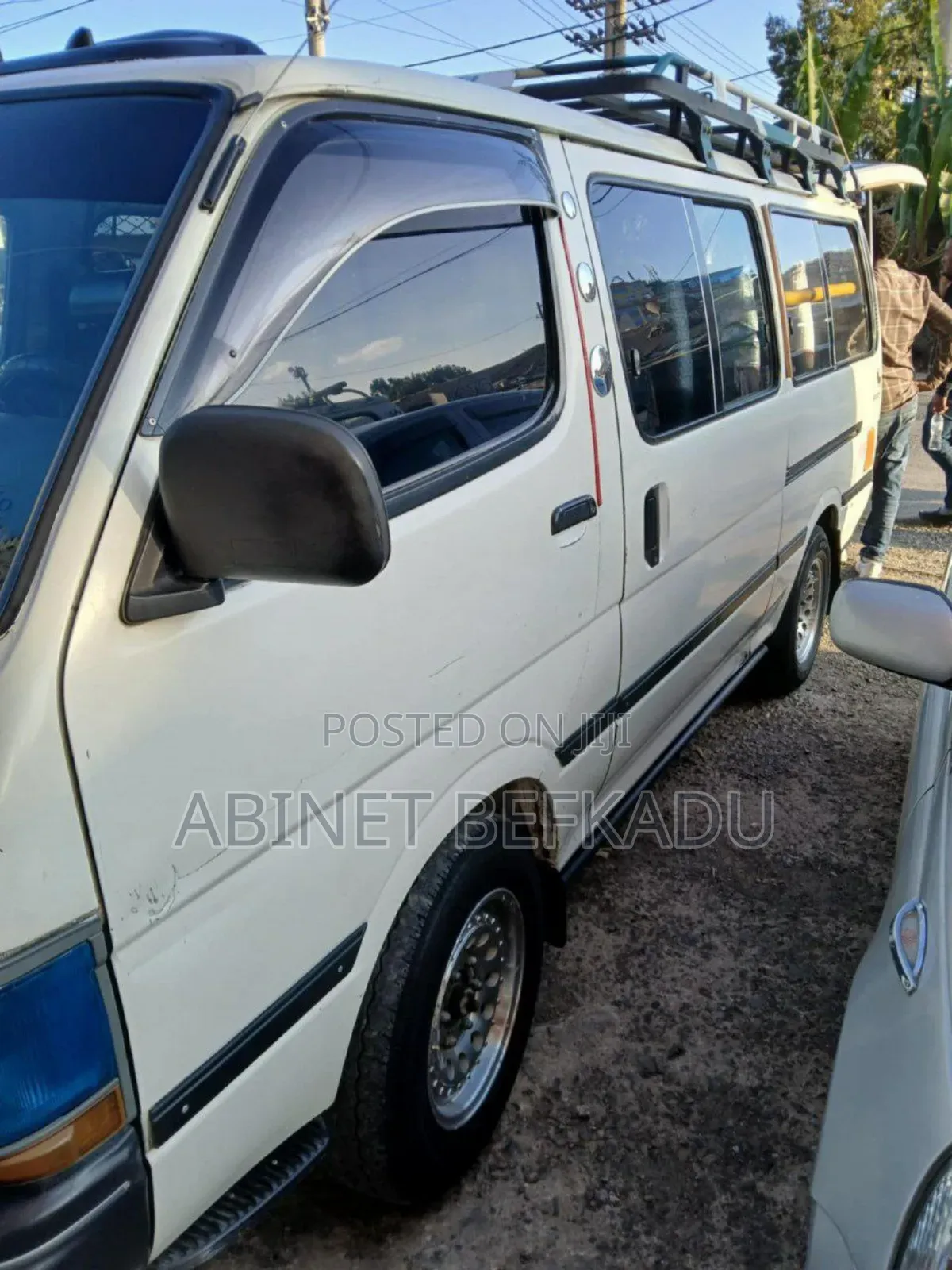 Toyota HiAce 1998 White