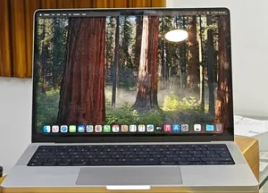 New Laptop Apple MacBook Pro M1 32GB Apple M1 Pro SSD 1T